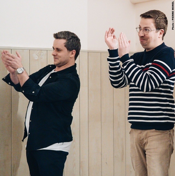 L'audace et la confiance dont font preuve deux élèves des cours de théâtre de chez Avenue Du Spectacle